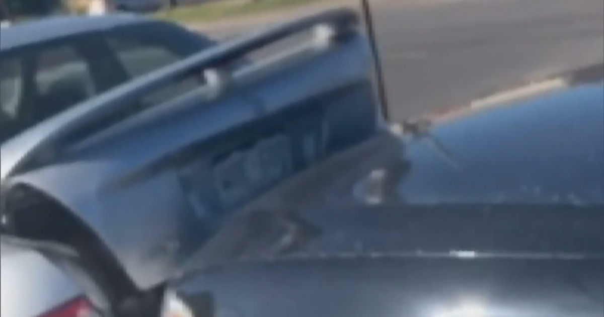 VIDEO: Road Rage In Aurora Ends With 'Several' Arrests - CBS Colorado