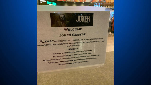 joker-warning-theater 