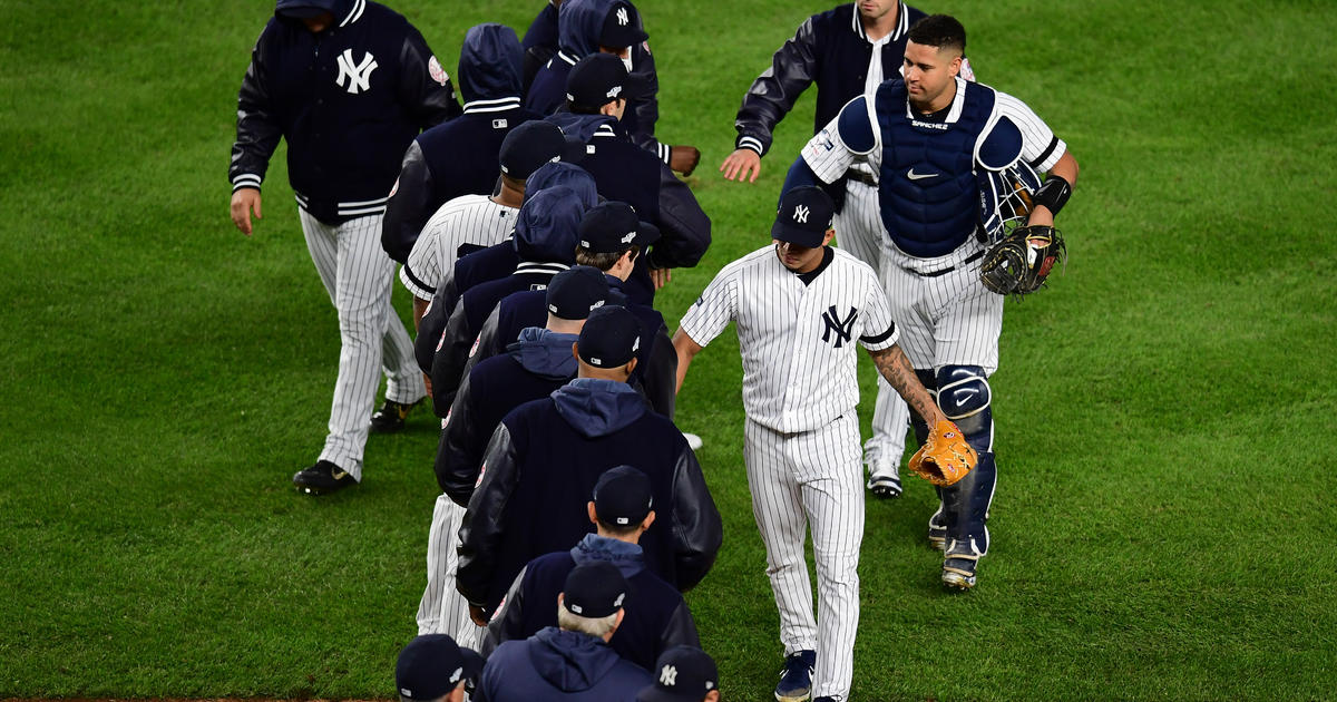 Gregorius, Yankees stagger Twins again, take 2-0 lead in ALDS