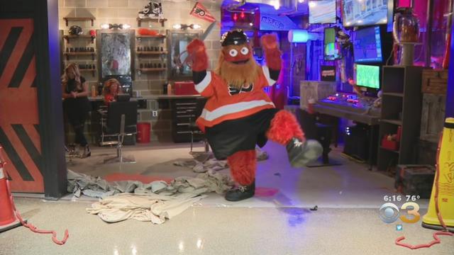 Want to look like Gritty? Flyers new C.O.M.M.A.N.D. Center transforms fans  into the mascot 