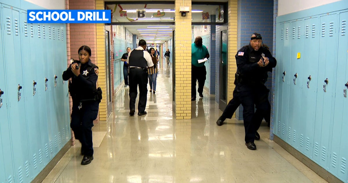Inside An Active Shooter Drill At Thornridge High School CBS Chicago