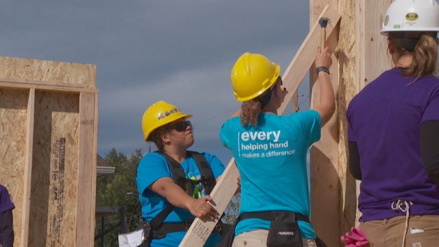 HABITAT-WOMEN-BUILD-6VO.transfer_frame_315.jpg 