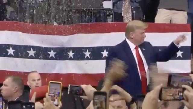 trump-glitter-bomb.jpg 