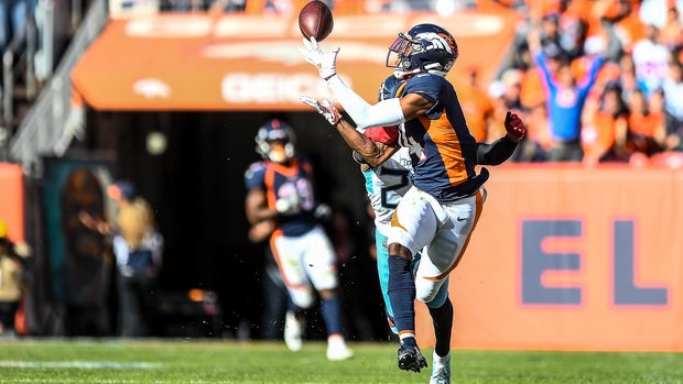 Tennessee Titans v Denver Broncos