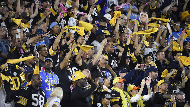 Pittsburgh Steelers v Los Angeles Chargers 