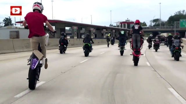 Reckless_Motorcyclists_1015.jpg 