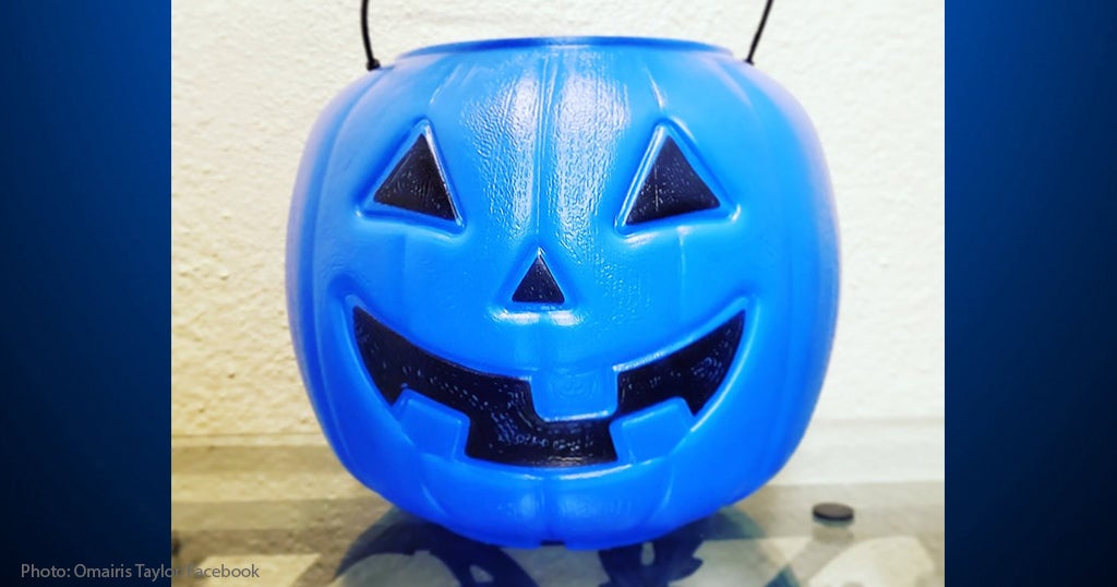 Mom's Viral Facebook Post Explains Blue Trick Or Treat Buckets To Raise