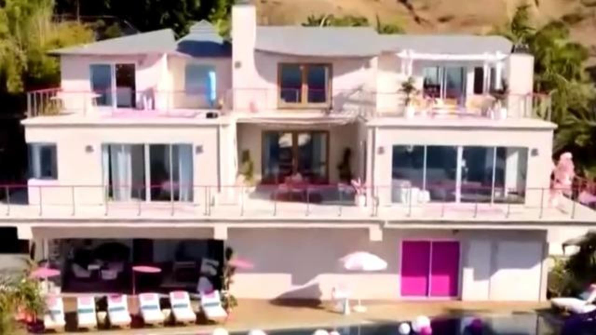 Barbie's Malibu Dreamhouse available to rent via Airbnb - CBS News