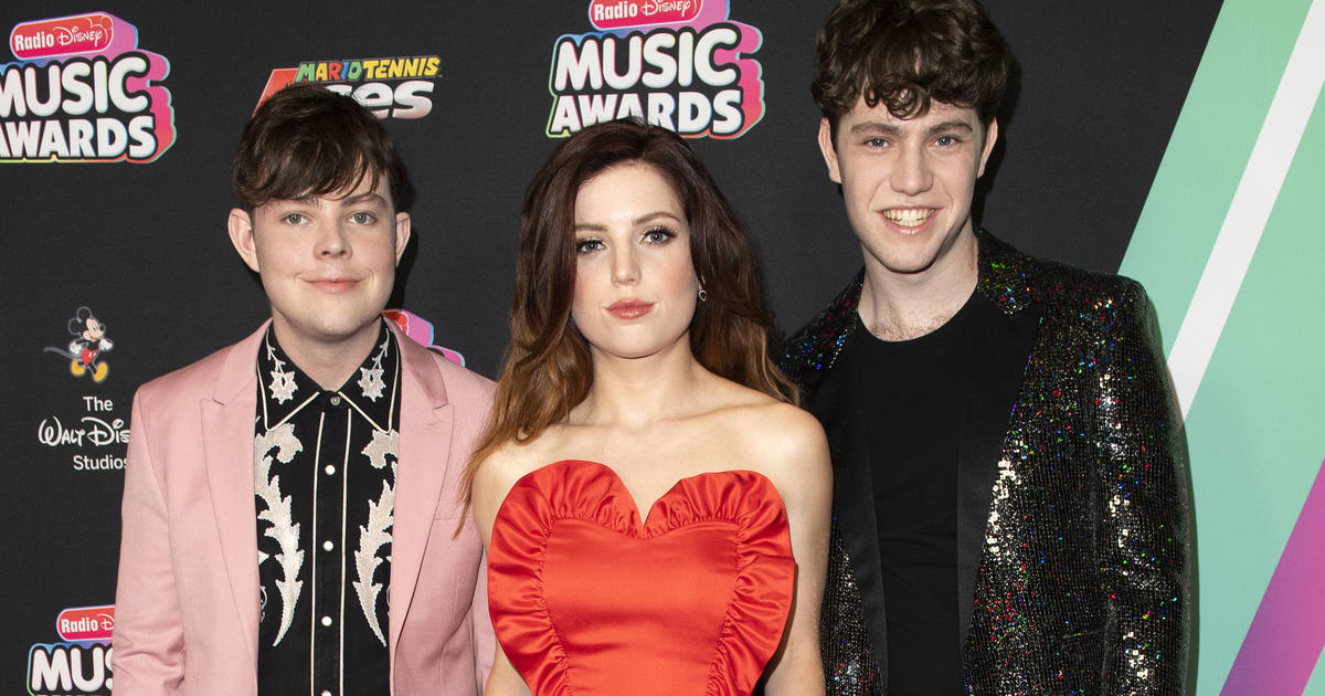 Hen imod Peck lukker This Song Feels Like Our Statement': Echosmith On New Single 'Lonely  Generation' & Musical Inspirations - CBS Los Angeles
