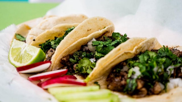 hoodline-taco.jpg 