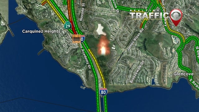 Grass fire shuts I-80 in Vallejo