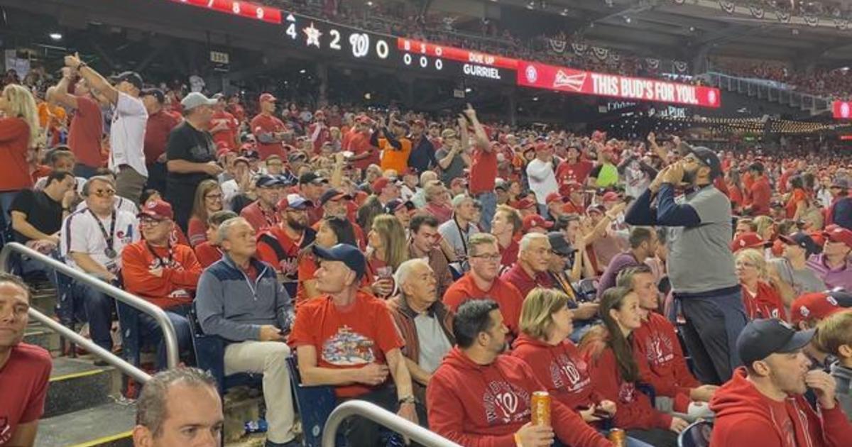 At World Series, fans boo Trump, chant 'Lock him up!