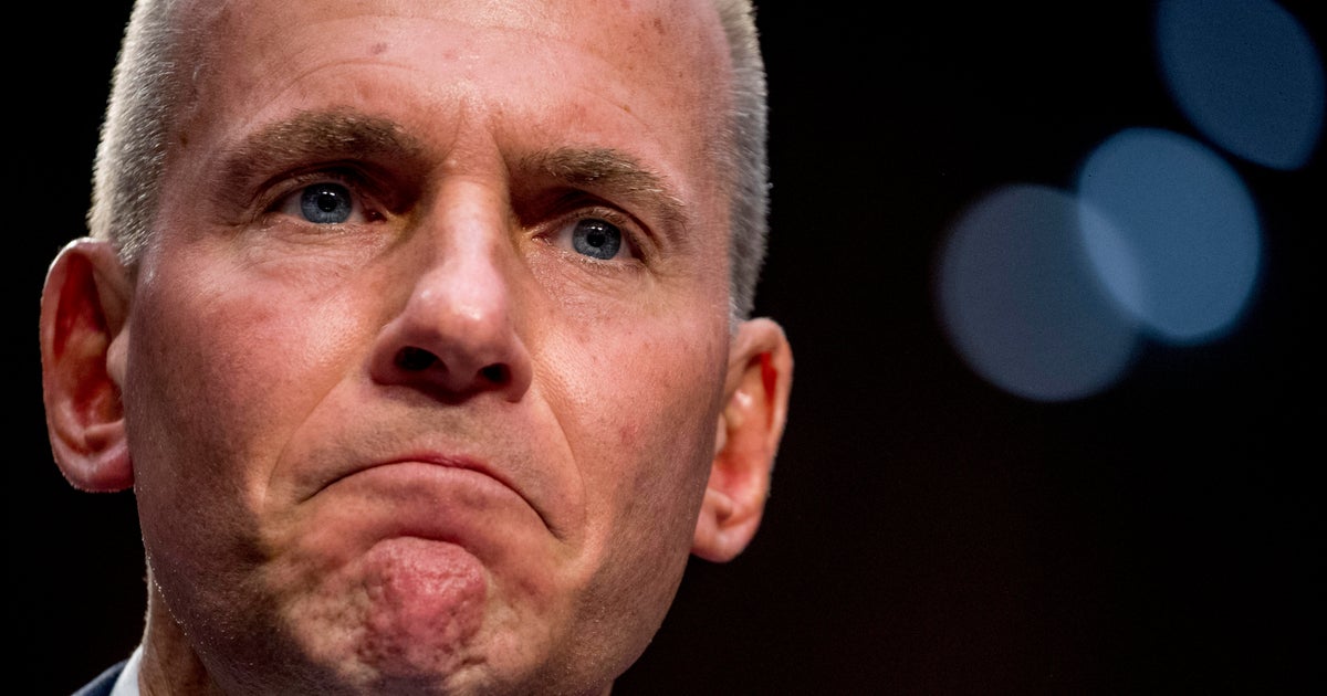 boeing-ceo-salary-dennis-muilenburg-can-t-be-forced-to-give-back-last