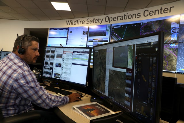 California's PG&E Offers Media Tour Of Its Wildfire Operations Center