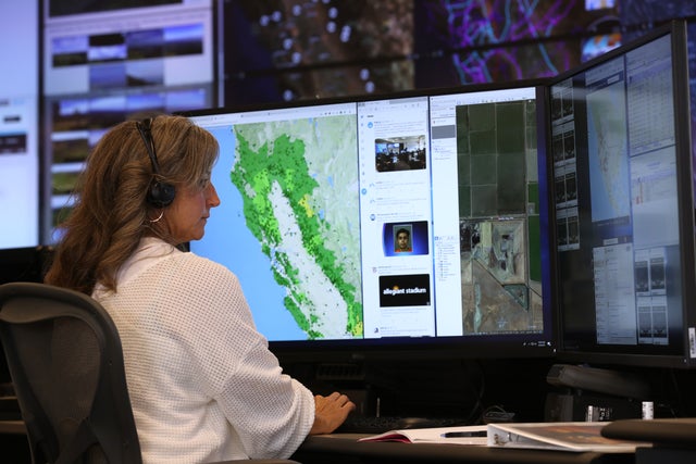 California's PG&E Offers Media Tour Of Its Wildfire Operations Center
