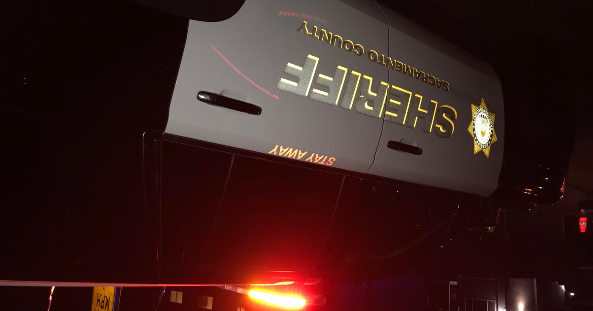 Mother, daughter stabbed at Sacramento County light rail station