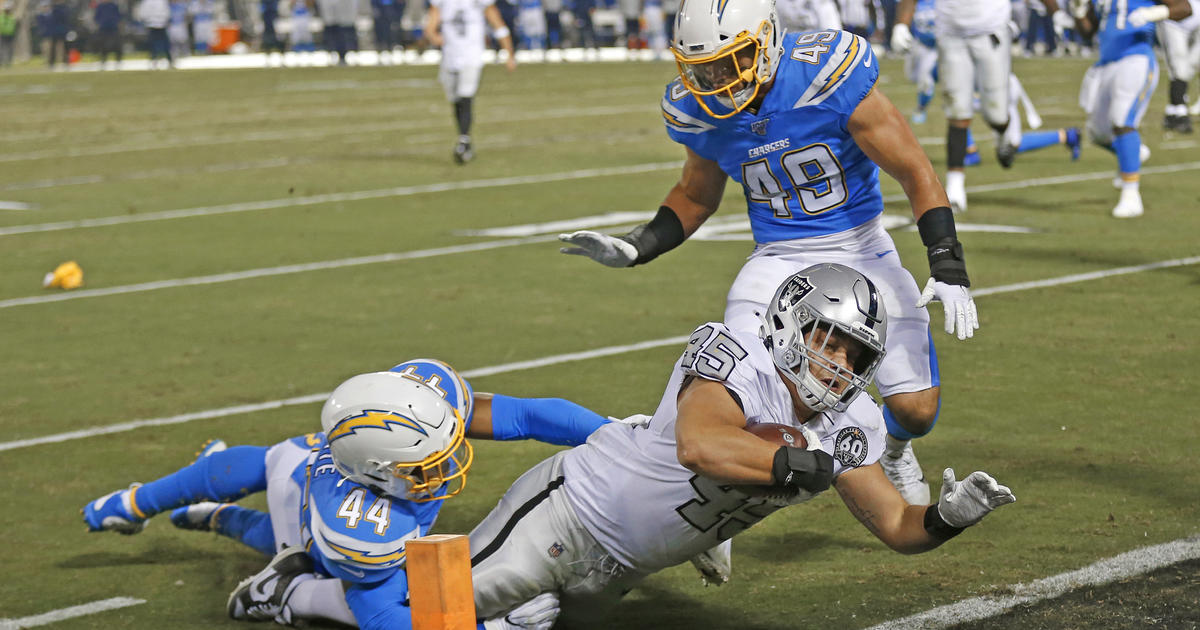 5 keys to victory for Raiders vs. Chargers in Week 17