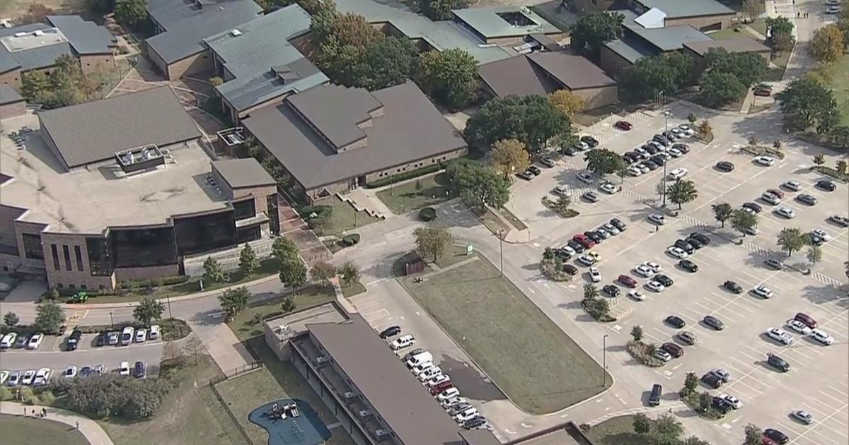 Brookhaven College In Farmers Branch Evacuates Due To Bomb Threat - CBS ...