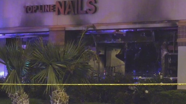 pico-strip-mall-fire-fatal.jpg 