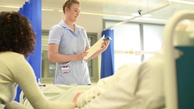 nursesocial-1977501-640x360.jpg 