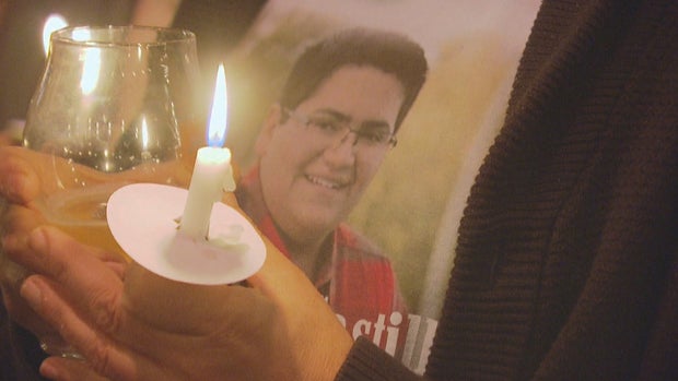 KENDRICK CASTILLO BEER 10PKG_frame_73