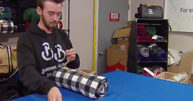 College student's blanket business gives back to the homeless