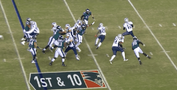 Tom Brady suplexed by Derek Barnett 