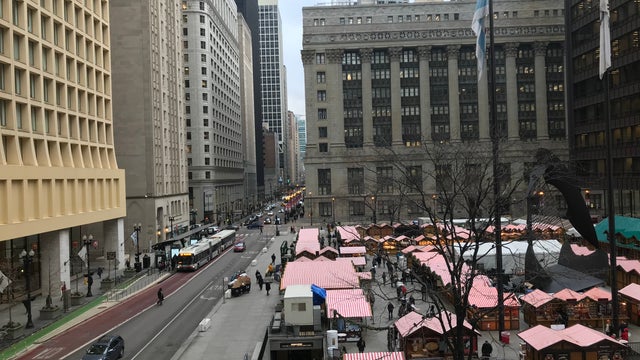WXDaleyPlaza1118.jpg 