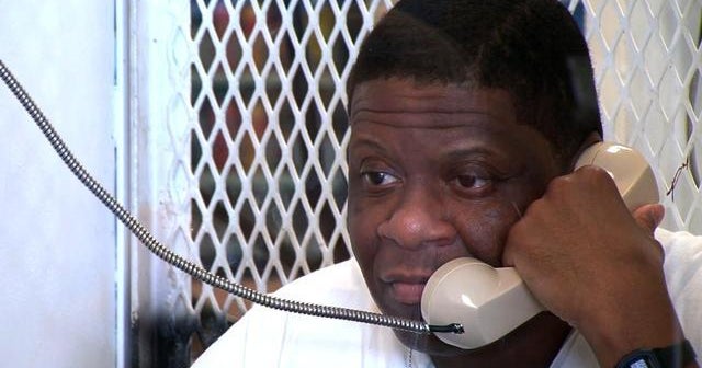 Rodney Reed's mother reacts to her son's stay of execution