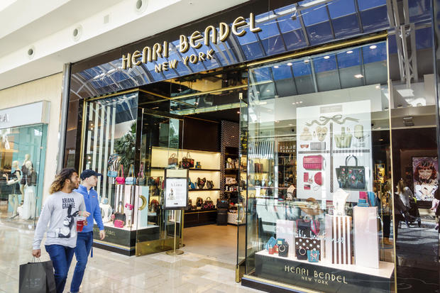 Orlando, The Mall at Millennia, Henri Bendel, designer handbag boutique 