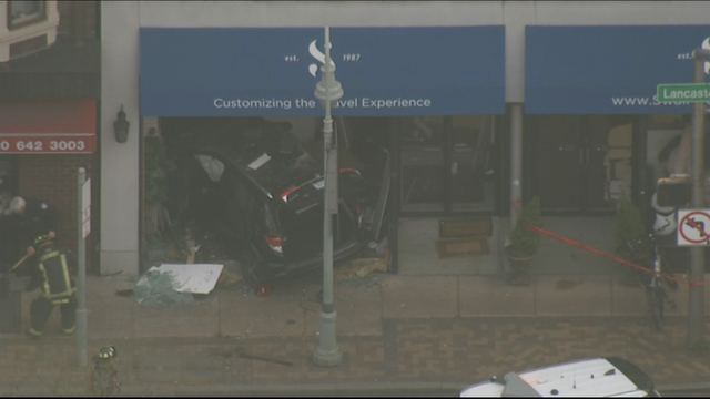 ardmore-car-into-building.png 
