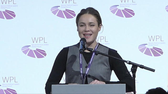 1121-be-womenleadersiceland-1119-1982444-640x360.jpg 