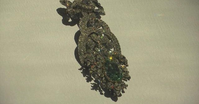 Thieves steal millions worth of jewels from German museum