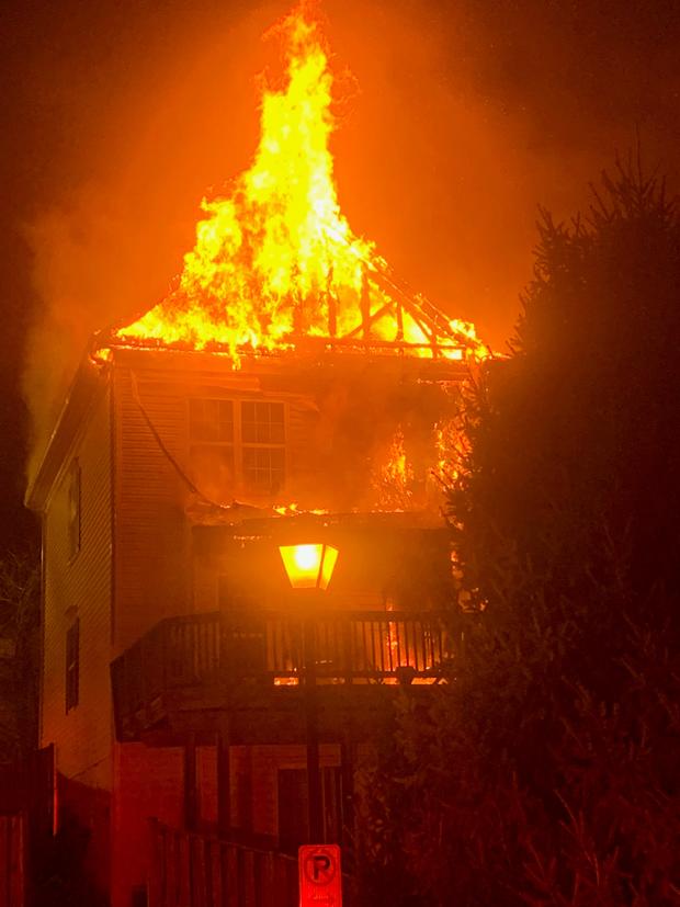Townhouse flames 