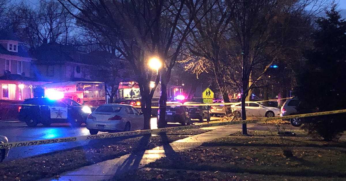 5 Shot, 1 Fatally, In Aurora Shooting - CBS Chicago