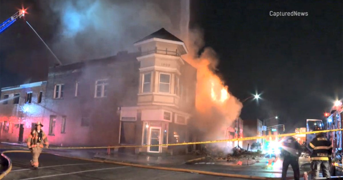 One Firefighter Injured In ExtraAlarm Fire In Bellwood CBS Chicago