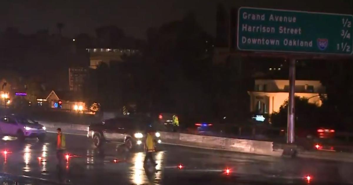 Driver Killed After Leaving Vehicle Following Crash On Rainy I580 In