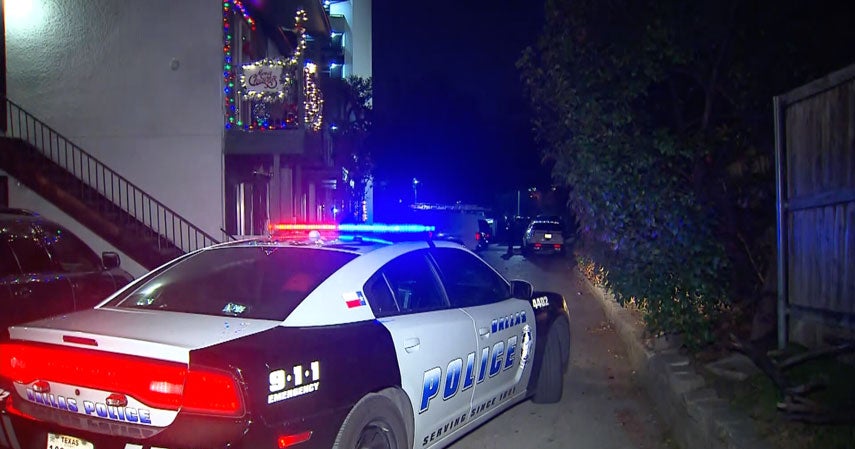 Man Shot While Being Robbed At North Dallas Apartment Complex - CBS Texas