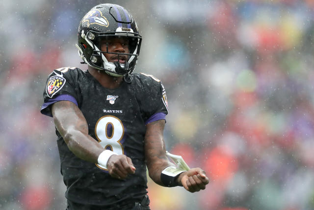 Ravens QB Lamar Jackson, Orioles have fun exchange on Twitter