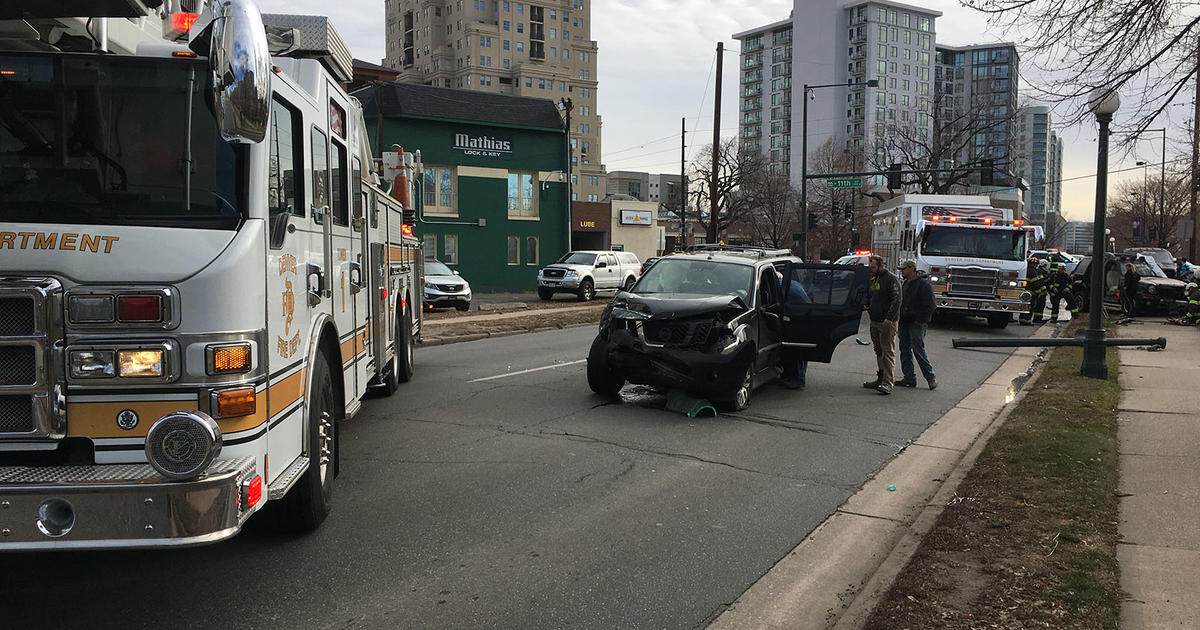 3 Vehicles Involved In Crash Near Downtown Denver - CBS Colorado