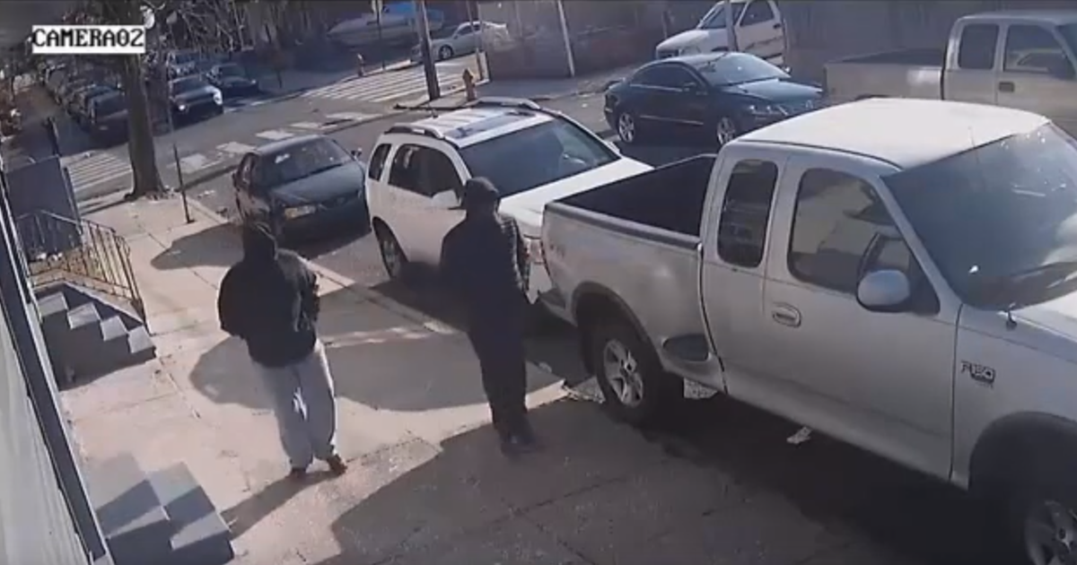 Police: 2 Suspects Wanted In Armed Robbery At North Philadelphia ...
