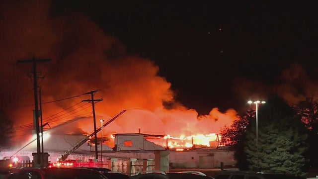 wheeling-island-skating-rink-fire.jpg 