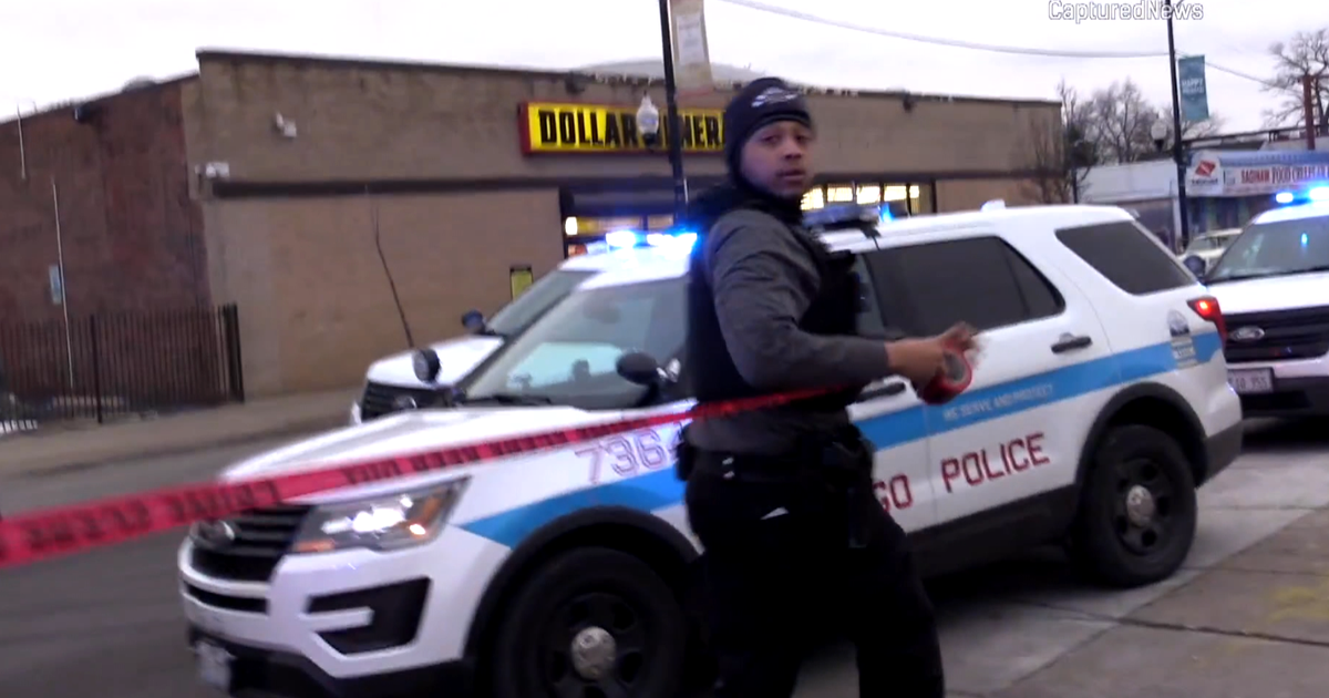 Chicago Police Fatally Shoot Man Suspected In Robbery On South Side ...