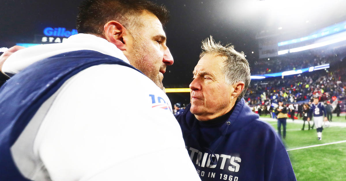 Mike Vrabel Uses Bill Belichick's Own Trick Against Him, Helping Titans To  Beat Patriots In Playoffs - CBS Boston