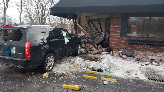 anoka-building-crash.jpg 