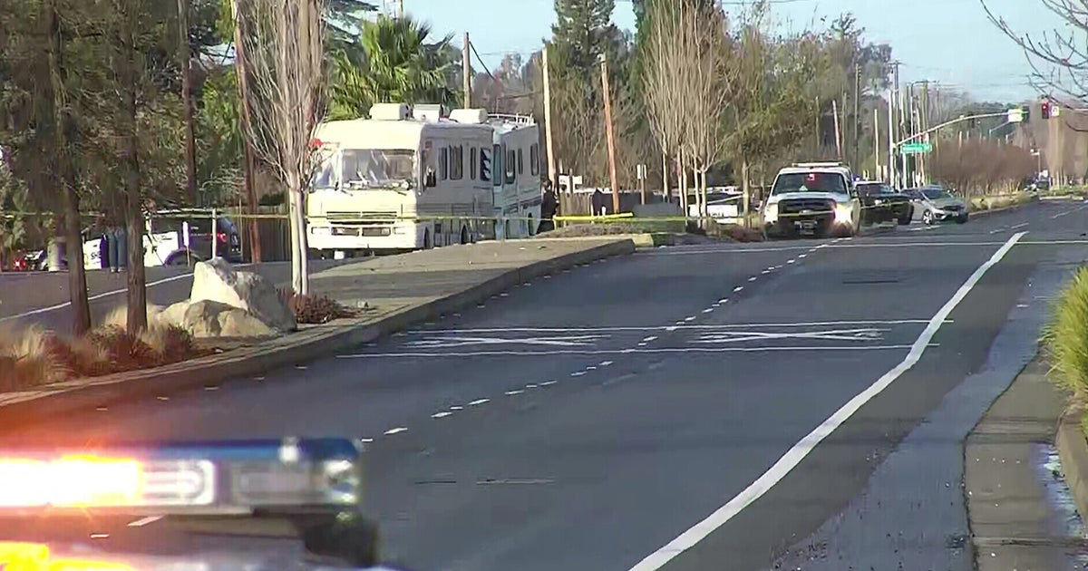 Deputies Deploy Spike Strips During RV Chase In Sacramento County ...
