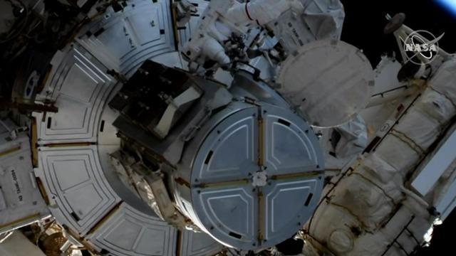 cbsn-fusion-all-female-first-space-walk-nasa-astronauts-completed-today-2020-01-15-thumbnail-436976-640x360.jpg 