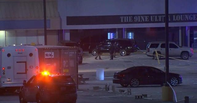 Kansas City club shooting: Two dead, more than a dozen wounded