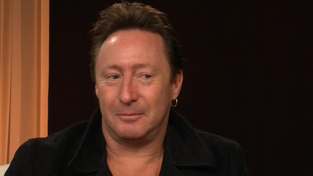 ent-grammynom-julianlennon-640x360.jpg 