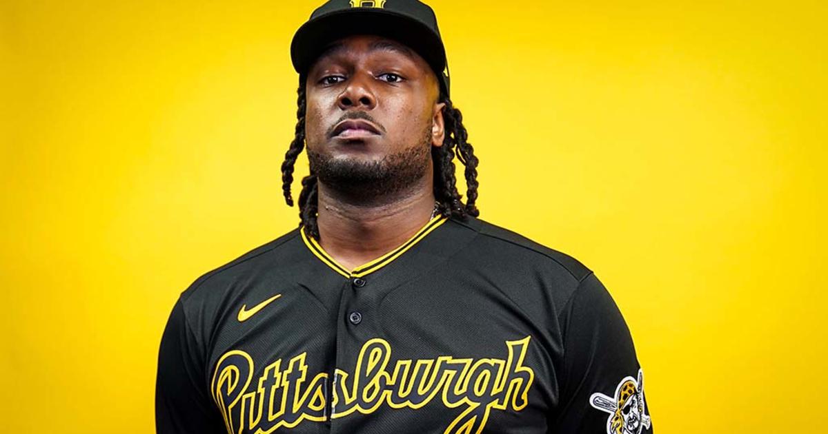 Pirates Unveil New Road And Alternate Jersey's
